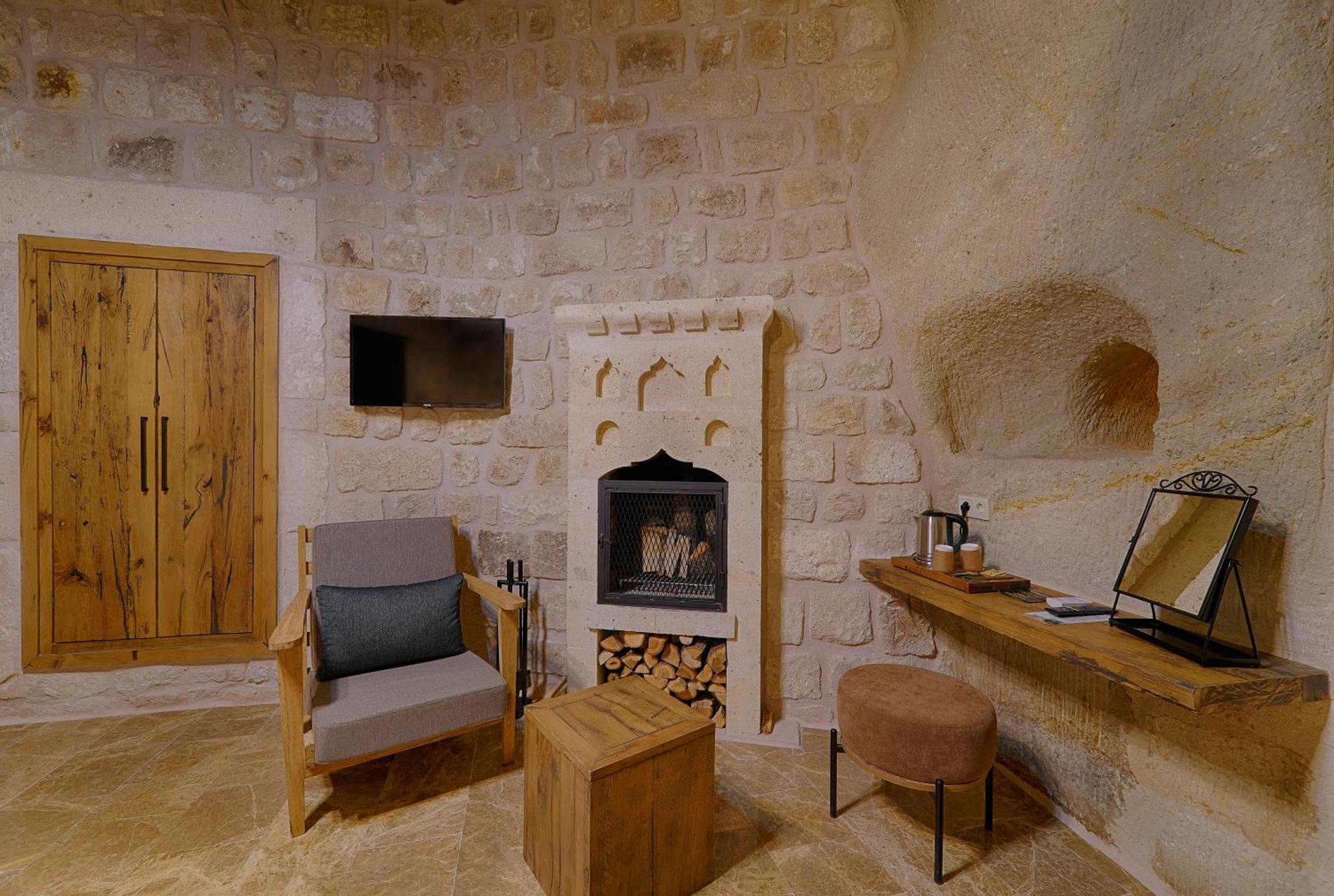 Solem Cave Suites 于尔居普 外观 照片