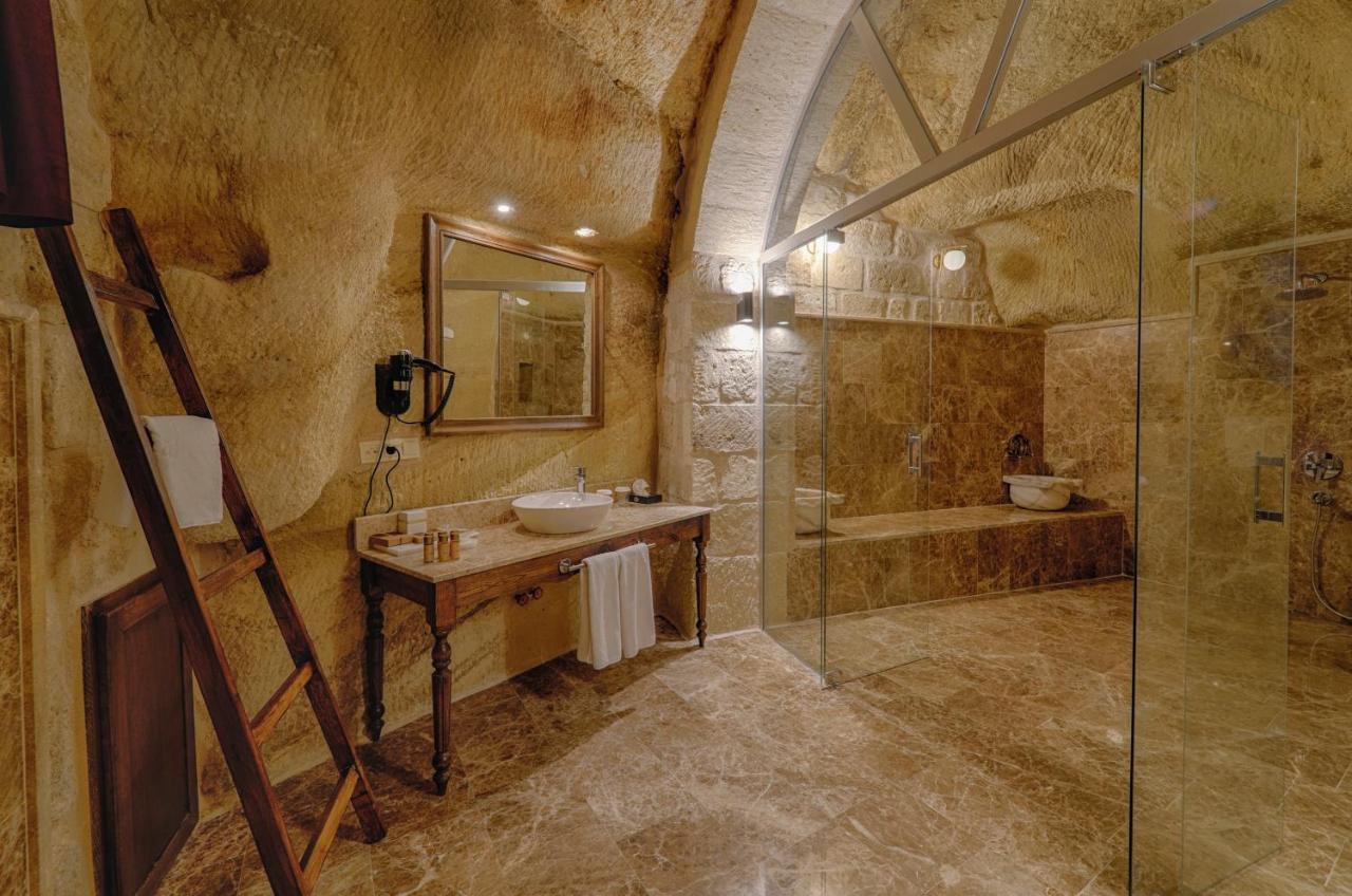 Solem Cave Suites 于尔居普 外观 照片