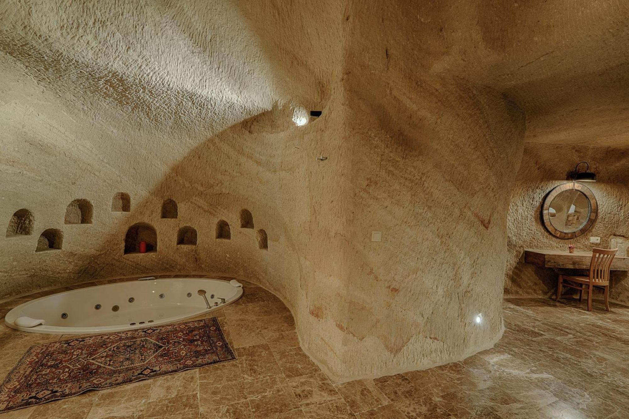 Solem Cave Suites 于尔居普 外观 照片